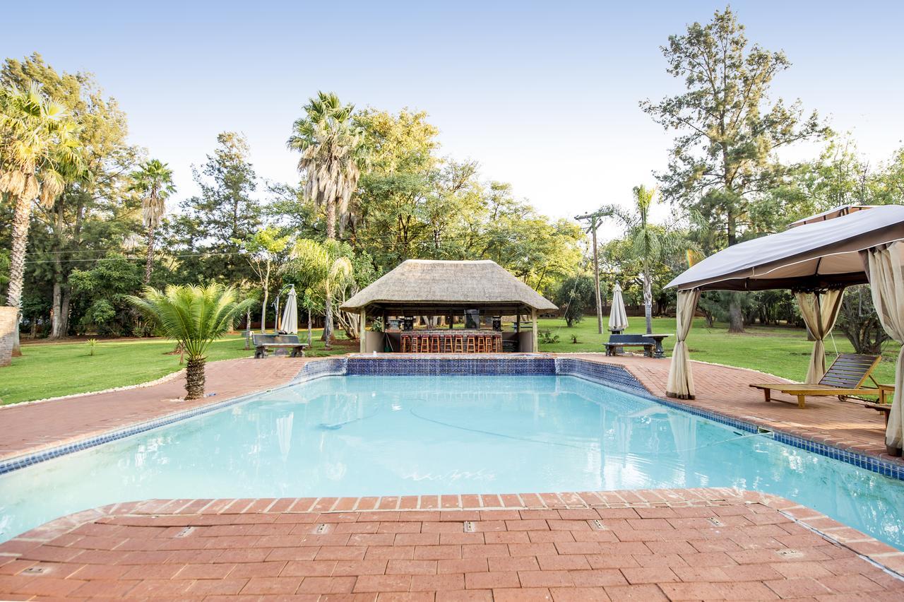 WoodRidge Palms Boutique Hotel Swartruggens Extérieur photo
