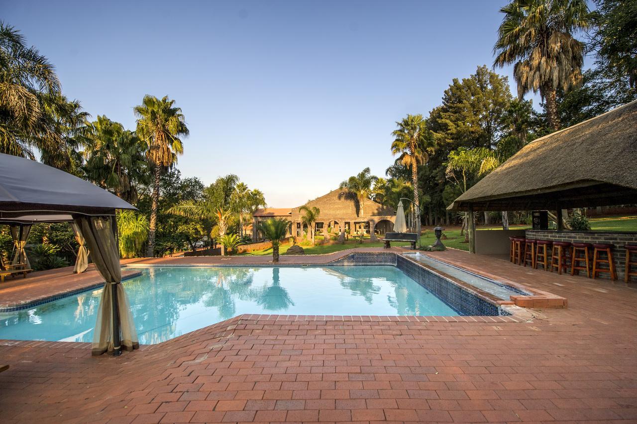 WoodRidge Palms Boutique Hotel Swartruggens Extérieur photo